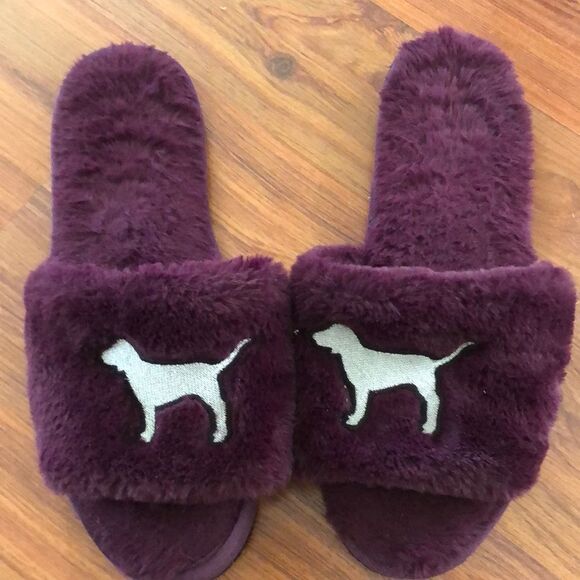 PINK Victoria secret burgundy slipper size L - Picture 1 of 6
